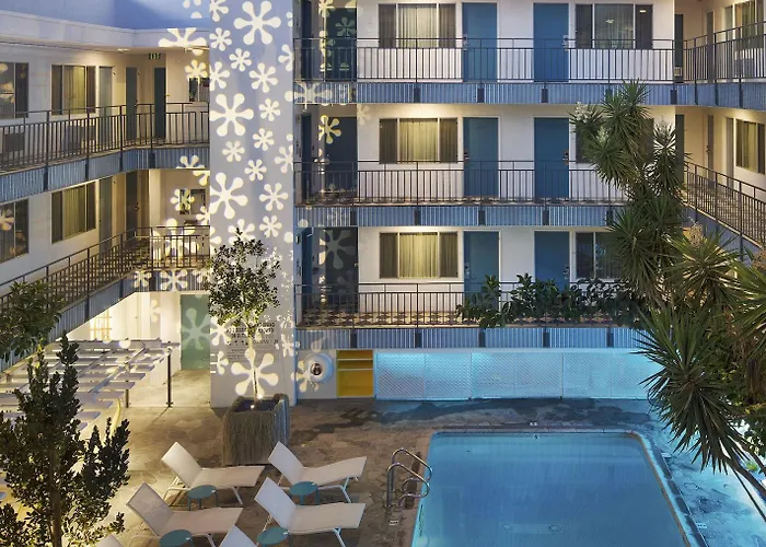 The Beverly Laurel Hotel At West Hollywood